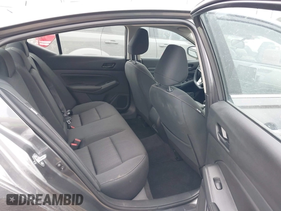 2025 Nissan Altima SV z VIN 1N4BL4DV8SN382058, wystawiony jako IAAI lot #42188230 z przebiegiem 4 577 mil mil oraz . Historia ofert i sprzedaży dostępna na DreamBid. Obrazek 8.