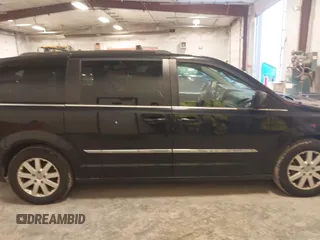 2015 Chrysler Town & Country Touring with VIN 2C4RC1BG6FR577855, listed as a IAAI auction lot 42187369 with 190,883 mi miles and . Bid and sale history available at carsss.com. Image 13.