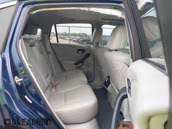 2017 Acura RDX w/Technology Pkg with VIN 5J8TB3H55HL018465, listed as a IAAI auction lot 41869076 with 97,359 mi miles. Bid and sale history available at carsss.com. Image 8.
