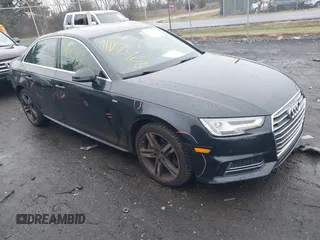 2018 Audi A4 Premium Plus with VIN WAUENAF46JA033276, listed as a IAAI auction lot 41117468 with 88,952 mi miles. Bid and sale history available at carsss.com. Image 1.