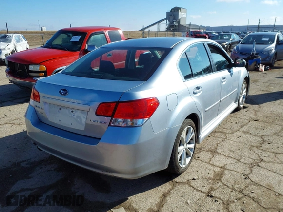 2013 Subaru Legacy Premium z VIN 4S3BMCC69D3044310, wystawiony jako IAAI lot #41518030 z przebiegiem 128 472 mil mil oraz . Historia ofert i sprzedaży dostępna na DreamBid. Obrazek 4.