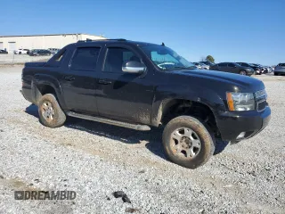 2010 Chevrolet Avalanche LT with VIN 3GNNCFE00AG103299, listed as a Copart auction lot 46040895 with 309,278 mi miles and Salvage Title. Bid and sale history available at carsss.com. Image 4.