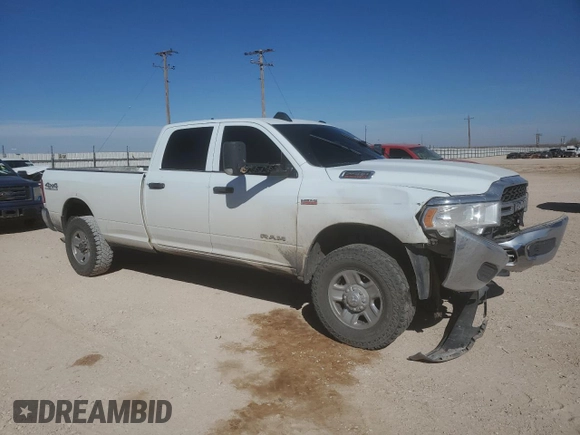 2022 Ram 2500 Tradesman with VIN 3C6UR5HJ2NG366442, listed as a Copart auction lot 49252165 with 81,256 mi miles and Salvage title. Bid and sale history available at DreamBid. Image 4.