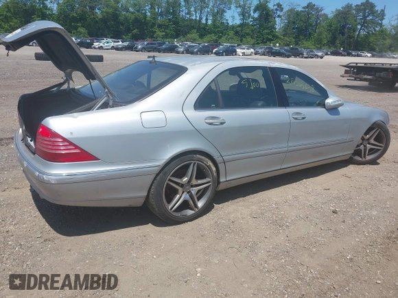 2003 Mercedes-Benz S 430 with VIN WDBNG83J23A359920, listed as a IAAI auction lot 42408166 with Not provided miles and . Bid and sale history available at DreamBid. Image 4.