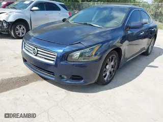 2014 Nissan Maxima 3.5 SV w/Premium Pkg with VIN 1N4AA5AP3EC480086, listed as a IAAI auction lot 42040820 with 156,947 mi miles. Bid and sale history available at carsss.com. Image 2.