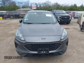 2021 Ford Escape SE z VIN 1FMCU0G62MUA94307, wystawiony jako IAAI lot #42018728 z przebiegiem 142 662 mil mil oraz . Historia ofert i sprzedaży dostępna na DreamBid. Obrazek 13.