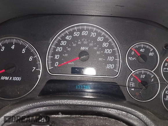2004 GMC Envoy XL SLE with VIN 1GKET16S746189409, listed as a IAAI auction lot 41255883 with 177,785 mi miles. Bid and sale history available at carsss.com. Image 7.