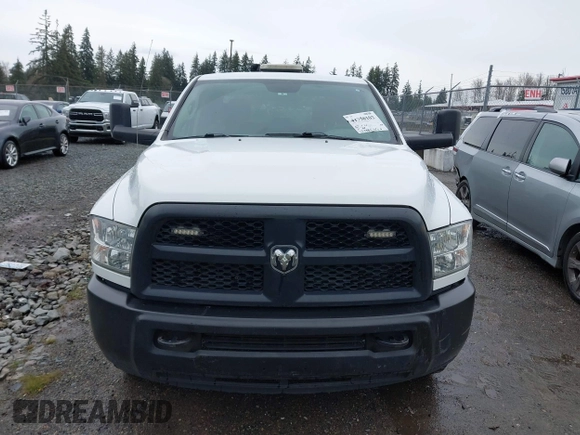 2018 Ram 2500 Tradesman with VIN 3C7WR4HJ0JG387749, listed as a IAAI auction lot 41750102 with 134,986 mi miles. Bid and sale history available at carsss.com. Image 15.