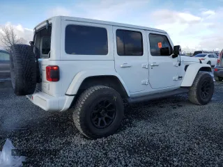 2020 Jeep Wrangler Unlimited Sahara Altitude z VIN 1C4HJXEG2LW319304, wystawiony jako Copart lot #88274015 z przebiegiem 50 599 mil mil oraz Szkoda całkowita • Salvage title. Historia ofert i sprzedaży dostępna na DreamBid. Obrazek 3.