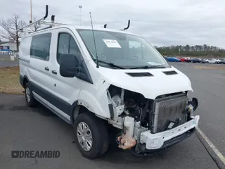 2019 Ford Transit with VIN 1FTYR1YM6KKA42086, listed as a IAAI auction lot 41574522 with 119,734 mi miles. Bid and sale history available at carsss.com. Image 1.
