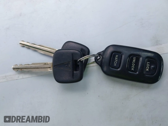 2004 Pontiac Vibe z VIN 5Y2SM62894Z439833, wystawiony jako IAAI lot #42306492 z przebiegiem 186 351 mil mil oraz . Historia ofert i sprzedaży dostępna na DreamBid. Obrazek 11.