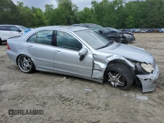 2006 Mercedes-Benz C 280 Luxury with VIN WDBRF54H56A871433, listed as a Copart auction lot 57302905 with 127,105 mi miles and Salvage title. Bid and sale history available at DreamBid. Image 4.
