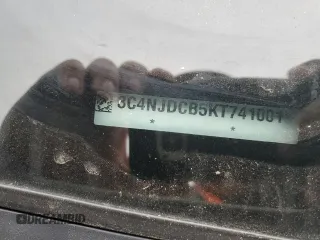 2019 Jeep Compass Limited с VIN 3C4NJDCB5KT741001, выставлен на аукционе Copart как лот 69087354 с пробегом 62 687 миль миль и Чистый • Clean title. История ставок и продаж доступна на DreamBid. Изображение 13.