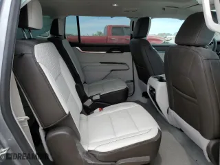 2024 GMC Acadia FWD Denali with VIN 1GKENLKS1RJ176560, listed as a Copart auction lot 49456855 with 5,509 mi miles and Salvage Title. Bid and sale history available at carsss.com. Image 10.