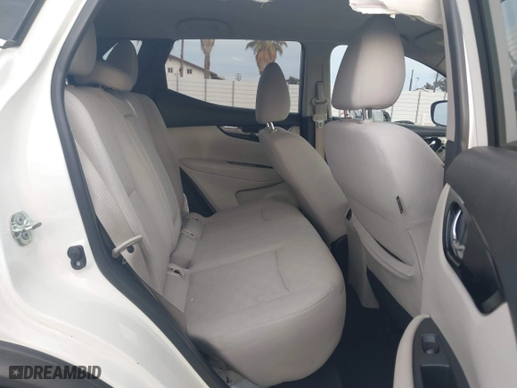 2018 Nissan Rogue Sport S with VIN JN1BJ1CR0JW284124, listed as a IAAI auction lot 41505481 with 61,120 mi miles. Bid and sale history available at carsss.com. Image 8.