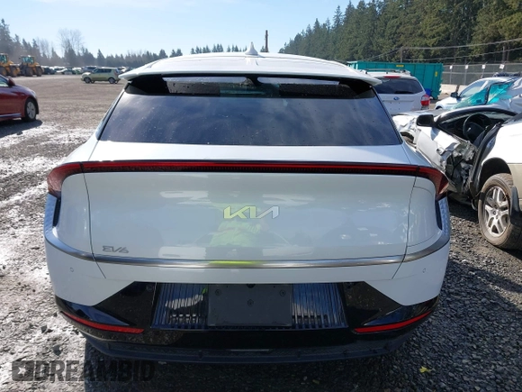 2022 Kia EV6 Wind with VIN KNDC3DLC5N5034110, listed as a IAAI auction lot 41667440 with 25,780 mi miles. Bid and sale history available at carsss.com. Image 17.