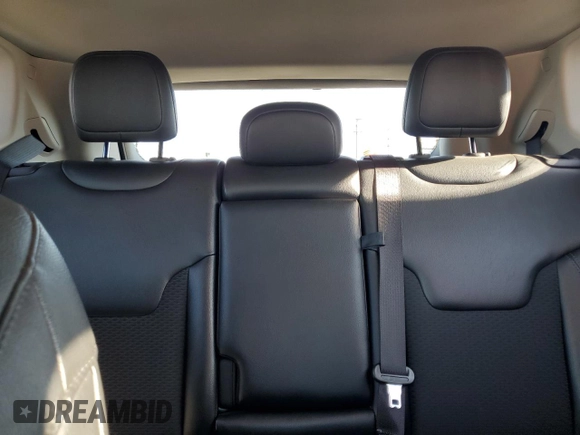 2022 Jeep Compass Latitude with VIN 3C4NJDBB6NT151038, listed as a Copart auction lot 46292775 with 29,912 mi miles and Salvage Title. Bid and sale history available at DreamBid. Image 10.