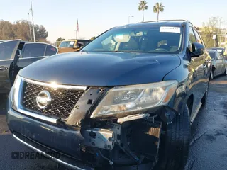 2015 Nissan Pathfinder SV z VIN 5N1AR2MN6FC678167, wystawiony jako IAAI lot #41296424 z przebiegiem 78 796 mil mil oraz . Historia ofert i sprzedaży dostępna na DreamBid. Obrazek 6.