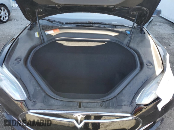 2015 Tesla Model S 85D with VIN 5YJSA1S29FF084680, listed as a Copart auction lot 51488045 with 116,690 mi miles and Salvage Title. Bid and sale history available at carsss.com. Image 12.