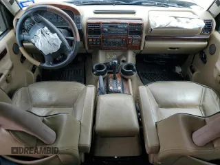 2002 Land Rover Discovery Cloth z VIN SALTY15482A752087, wystawiony jako Copart lot #69861824 z przebiegiem Nie podano mil oraz Szkoda całkowita • Salvage title. Historia ofert i sprzedaży dostępna na DreamBid. Obrazek 8.