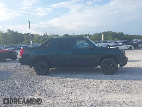 2003 Chevrolet Avalanche with VIN 3GNEC13T93G102820, listed as a IAAI auction lot 42610115 with Not provided miles and . Bid and sale history available at DreamBid. Image 14.