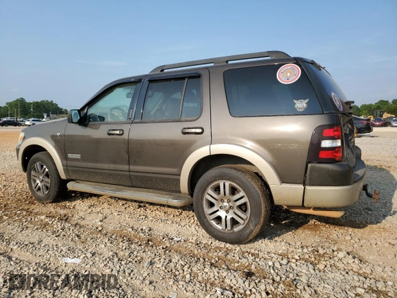 2008 Ford Explorer Eddie Bauer с VIN 1FMEU74818UA63529, выставлен на аукционе Copart как лот 57975305 с пробегом 385 243 миль миль и Списание • Salvage title. История ставок и продаж доступна на DreamBid. Изображение 2.