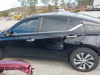 2019 Nissan Altima S with VIN 1N4BL4BV6KC243299, listed as a IAAI auction lot 41605894 with 150,108 mi miles and . Bid and sale history available at DreamBid. Image 14.