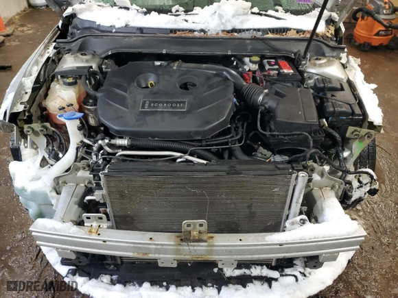 2016 Lincoln MKZ with VIN 3LN6L2J91GR606052, listed as a Copart auction lot 44533145 with 92,440 mi miles and Salvage Title. Bid and sale history available at carsss.com. Image 13.