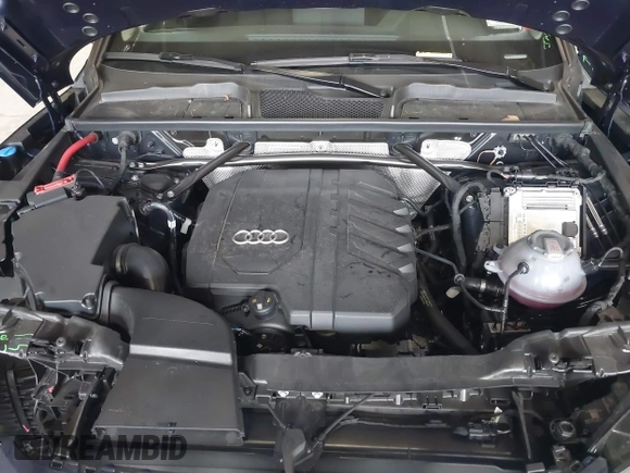 2024 Audi Q5 Premium with VIN WA1ABAFY2R2005133, listed as a IAAI auction lot 39315354 with 4,224 mi miles. Bid and sale history available at carsss.com. Image 10.