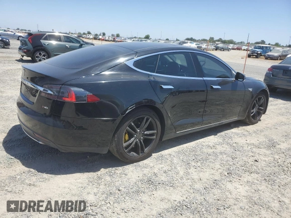 2013 Tesla Model S Performance с VIN 5YJSA1DP8DFP13075, выставлен на аукционе Copart как лот 59575955 с пробегом 106 169 миль миль и Чистый • Clean title. История ставок и продаж доступна на DreamBid. Изображение 3.