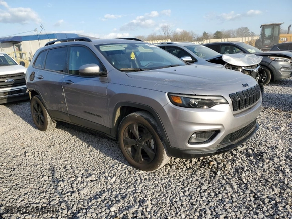 2020 Jeep Cherokee Latitude Plus with VIN 1C4PJMLB9LD583391, listed as a Copart auction lot 49001425 with 65,250 mi miles and Salvage Title. Bid and sale history available at carsss.com. Image 4.