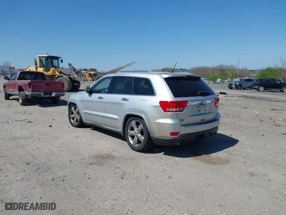 2011 Jeep Grand Cherokee Overland with VIN 1J4RR6GT6BC568491, listed as a IAAI auction lot 42035464 with 147,389 mi miles. Bid and sale history available at carsss.com. Image 3.