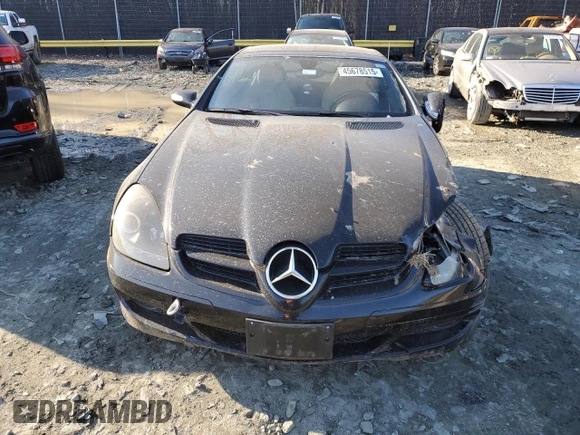2007 Mercedes-Benz SLK-Class 3.0L with VIN WDBWK54F57F154189, listed as a Copart auction lot 45678515 with 118,934 mi miles and Salvage Title. Bid and sale history available at carsss.com. Image 5.