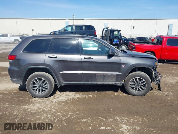 2021 Jeep Grand Cherokee Trailhawk with VIN 1C4RJFLGXMC716795, listed as a IAAI auction lot 41800596 with 38,394 mi miles. Bid and sale history available at carsss.com. Image 13.