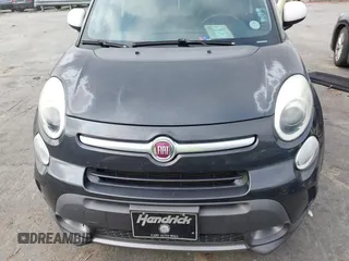 2014 FIAT 500L Trekking with VIN ZFBCFADH5EZ018176, listed as a IAAI auction lot 42680958 with 106,806 mi miles and . Bid and sale history available at DreamBid. Image 6.