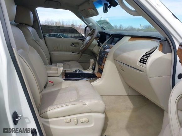 2011 Infiniti QX56 8-passenger with VIN JN8AZ2NC7B9303157, listed as a IAAI auction lot 41779906 with 198,759 mi miles. Bid and sale history available at carsss.com. Image 5.
