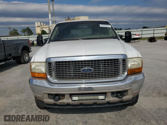 2000 Ford Excursion Limited with VIN 1FMNU43S6YED08749, listed as a Copart auction lot 59393695 with 973,920 mi miles and Clean title. Bid and sale history available at DreamBid. Image 5.