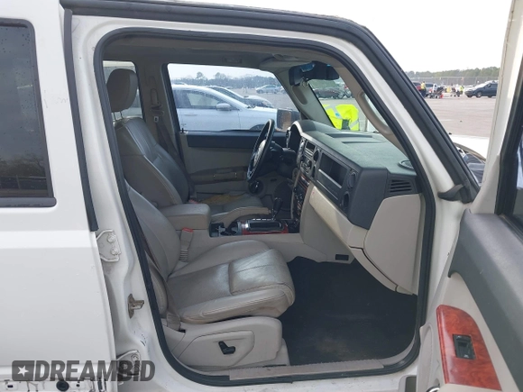 2006 Jeep Commander Limited with VIN 1J8HH58N46C144420, listed as a IAAI auction lot 41509090 with 241,477 mi miles and . Bid and sale history available at DreamBid. Image 5.