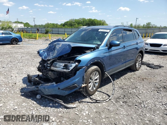 2020 Volkswagen Tiguan S with VIN 3VV1B7AX6LM137823, listed as a Copart auction lot 52152295 with Not provided miles and Salvage title. Bid and sale history available at DreamBid. Image 1.