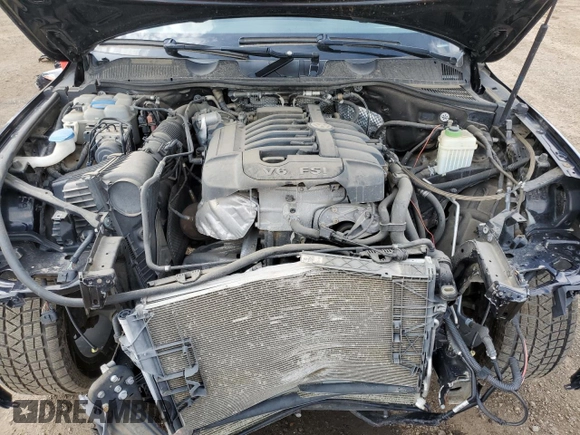 2015 Volkswagen Touareg Sport with VIN WVGEF9BP3FD004771, listed as a Copart auction lot 58668125 with 64,422 mi miles and Clean title. Bid and sale history available at DreamBid. Image 12.