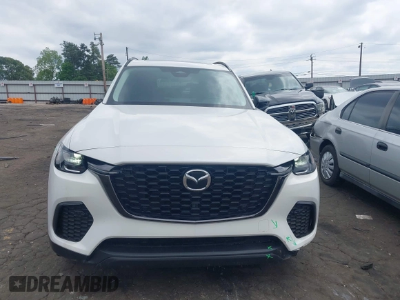 2025 Mazda CX-70 Preferred with VIN JM3KJBHD4S1122583, listed as a IAAI auction lot 42135706 with 1,700 mi miles and . Bid and sale history available at DreamBid. Image 12.