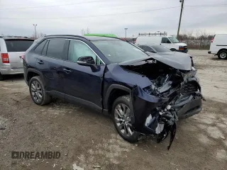 2025 Toyota RAV4 XLE Premium with VIN 2T3A1RFV6SW501627, listed as a Copart auction lot 86159954 with 220 mi miles and Salvage title. Bid and sale history available at DreamBid. Image 4.
