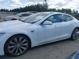 2016 Tesla Model S 90D with VIN 5YJSA1E22GF155747, listed as a IAAI auction lot 42630085 with 97,896 mi miles and . Bid and sale history available at DreamBid. Image 14.