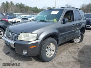 2005 Mercury Mariner Luxury with VIN 4M2CU57175DJ27447, listed as a IAAI auction lot 41921584 with 1 mi miles. Bid and sale history available at carsss.com. Image 2.