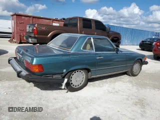 1988 Mercedes-Benz 560 SL with VIN WDBBA48D0JA086361, listed as a Copart auction lot 77939174 with 102,389 mi miles and Salvage Title. Bid and sale history available at carsss.com. Image 3.