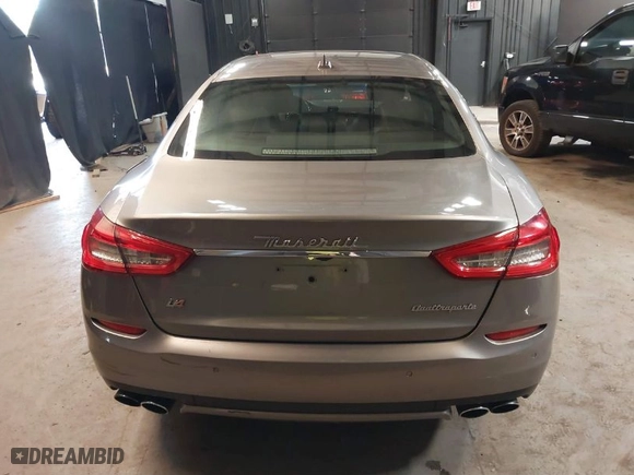 2015 Maserati Quattroporte S Q4 with VIN ZAM56RRAXF1158381, listed as a IAAI auction lot 39717772 with NaN miles. Bid and sale history available at carsss.com. Image 17.