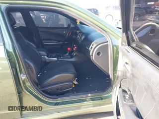2019 Dodge Charger Scat Pack with VIN 2C3CDXGJ4KH572619, listed as a IAAI auction lot 40973015 with 40,148 mi miles and . Bid and sale history available at DreamBid. Image 5.
