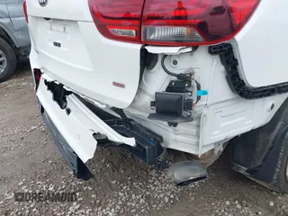 2019 Kia Sorento LX with VIN 5XYPG4A30KG524272, listed as a IAAI auction lot 41786623 with 124,942 mi miles and . Bid and sale history available at carsss.com. Image 17.