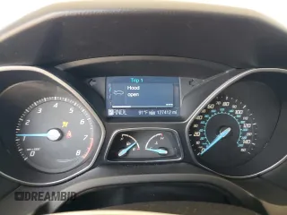 2012 Ford Focus SE with VIN 1FAHP3F29CL161559, listed as a Copart auction lot 61695575 with 127,412 mi miles and Salvage title. Bid and sale history available at DreamBid. Image 9.