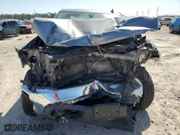 2020 Chevrolet Silverado 1500 LT with VIN 3GCUYDED2LG112375, listed as a Copart auction lot 52380105 with 61,054 mi miles and Salvage Title. Bid and sale history available at DreamBid. Image 5.